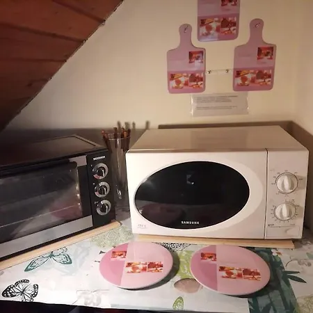 Tahi Apartament Tahitófalu